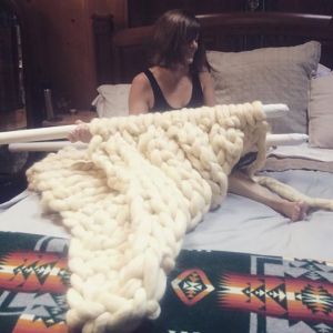 giant blanket knitting